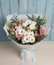 Букет цветов из:  Розы, Лизиантусы и Хризантемы в Пустошу