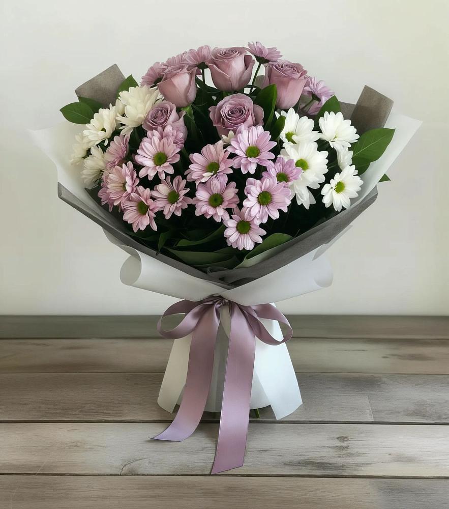 Букет цветов из: Хризантемы и Розы в Пустошу