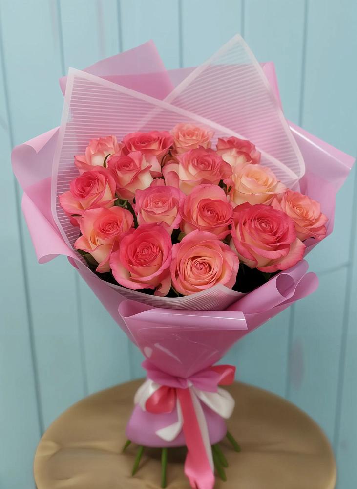 Букет 15 Розовых роз Равель в Пустошу