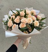 Букет Кремовые розы Латте в Пустошу