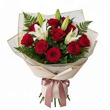 Букет цветов из:  Лилии и Розы в Пустошу