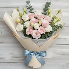 Букет цветов из:  Лизиантусы #REPLACE_PRED# Пустошу