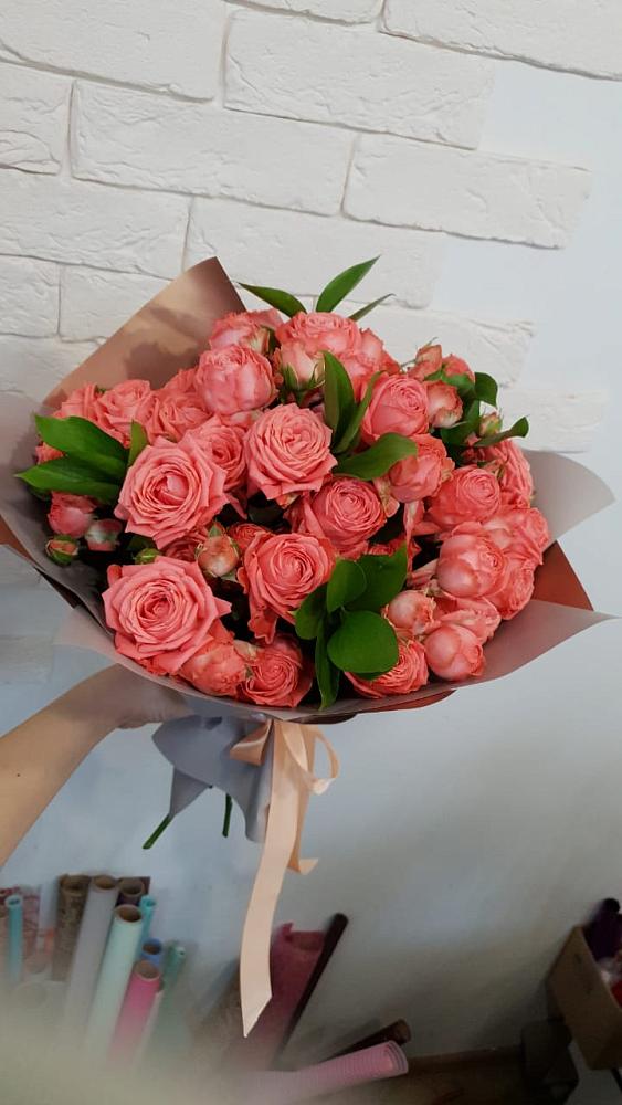 Букет цветов из: Розы в Пустошу