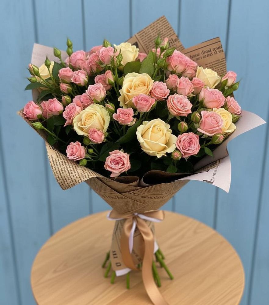 Букет цветов из: Розы в Пустошу