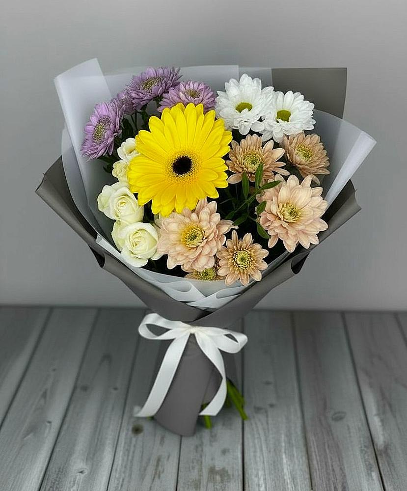 Букет цветов из: Розы, Герберы и Хризантемы в Пустошу