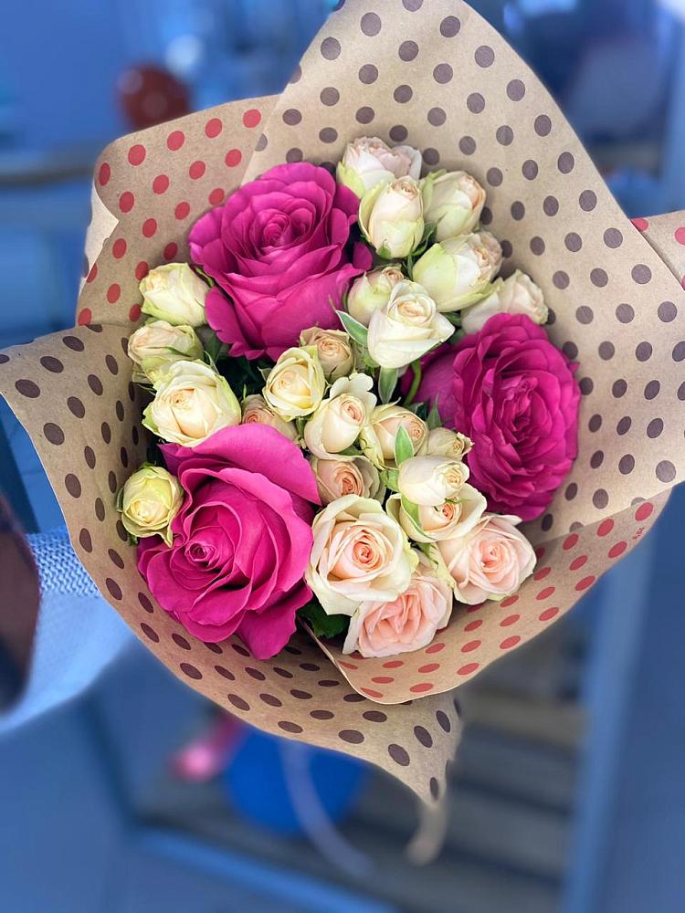 Букет цветов из: Розы в Пустошу