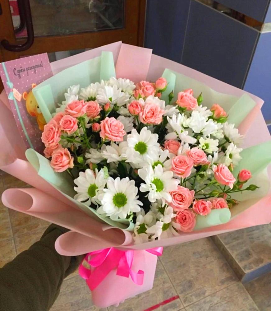 Букет цветов из: Розы и Хризантемы в Пустошу