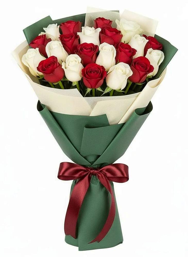Букет Микс из красных и белых роз в Пустошу
