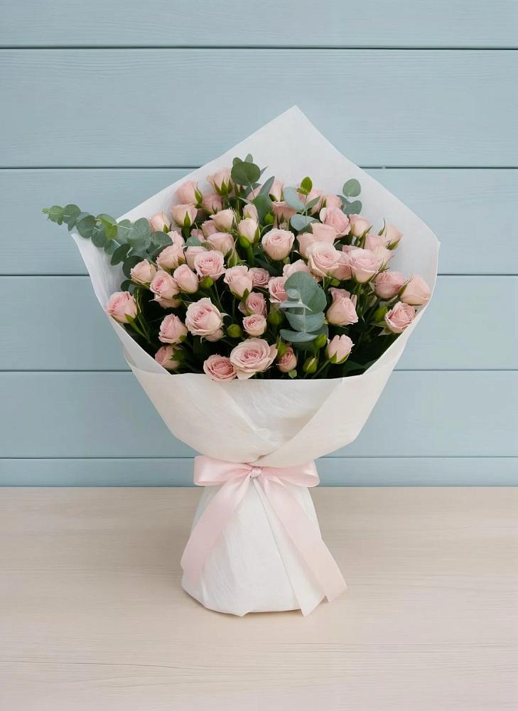 Букет цветов из: Розы в Пустошу