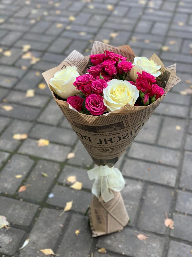 Букет цветов из: Розы в Пустошу